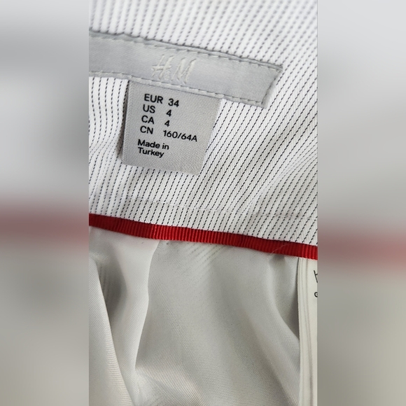 H&M white with grey striped skirt - Size 4 - Picture 6 of 8